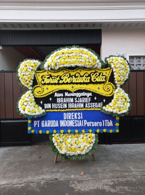 Papan Bunga Duka di Paiton